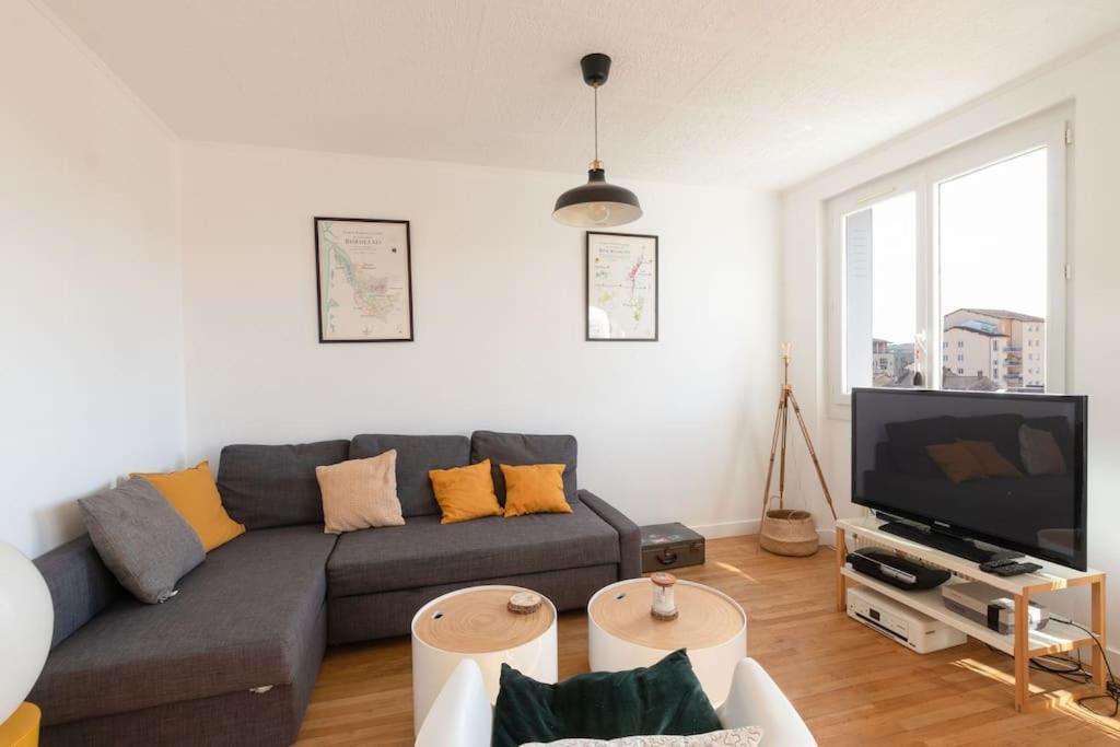 Cabana & Grand Appartement Cosy - Parking & Balcon Villefranche-sur-Saône Zewnętrze zdjęcie